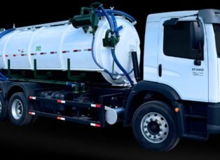 CAMINHÃI LIMPA FOSSA 4