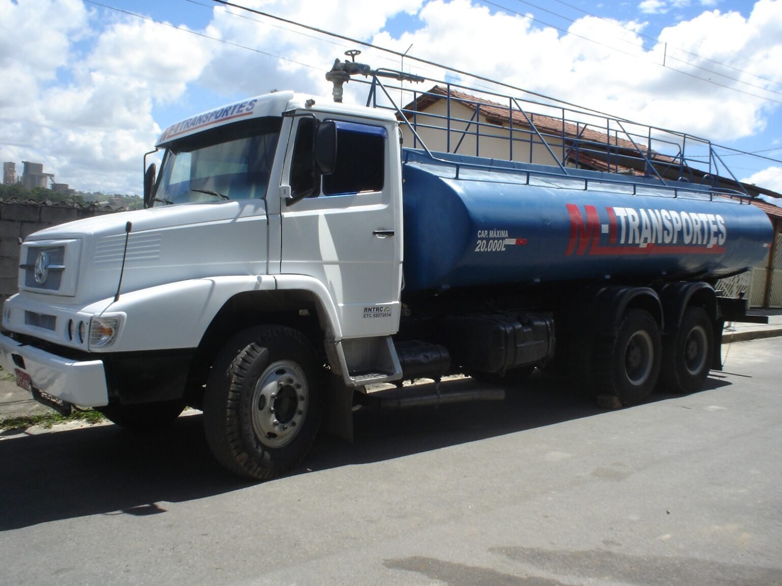 WhatsApp Image 2025-11-17 at 18.59.55 (2)